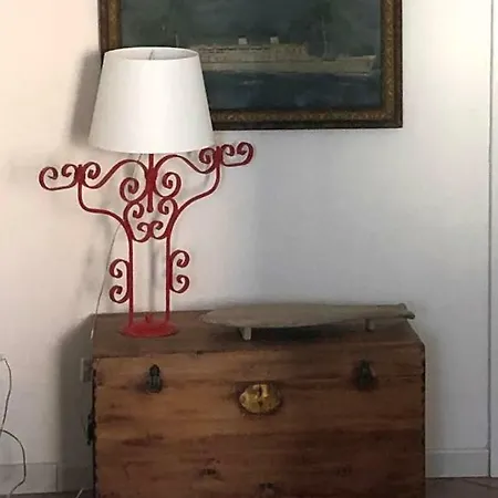 Maison Gioffredi * איסקיה